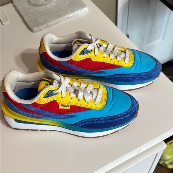 Fila Shoes - Fila Blue Red and Yellow Retro Sneakers Size 7